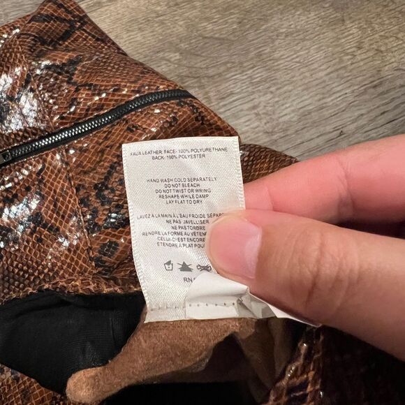 Express x Negin Mirsalehi Snakeskin Leather-like Midi Skirt 10 - Picture 6 of 14